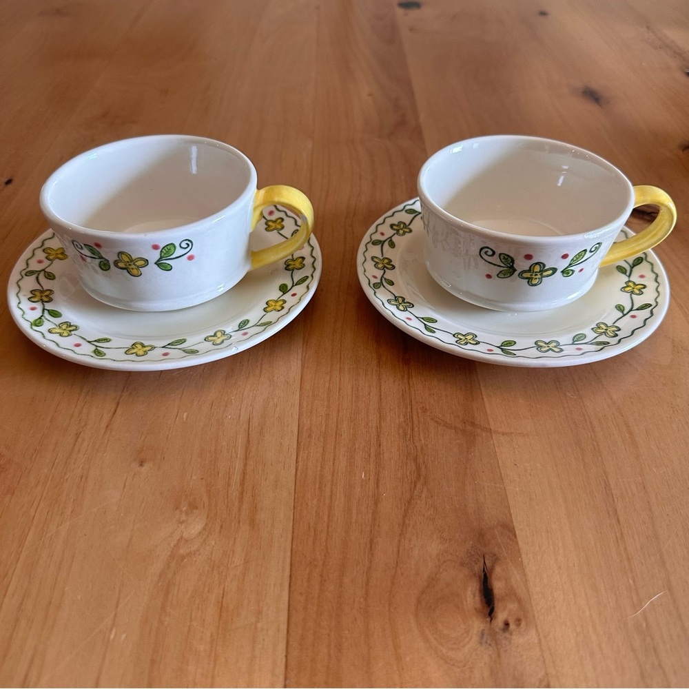 METLOX VINTAGE POPPYTRAIL PATTERN BY HAPPY TIME COFFEE CUPS 1950s